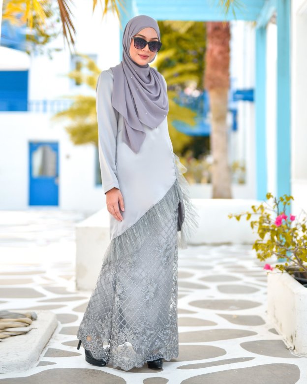 Baju Kurung Lace Tulle Aisyah - Silver Cloud
