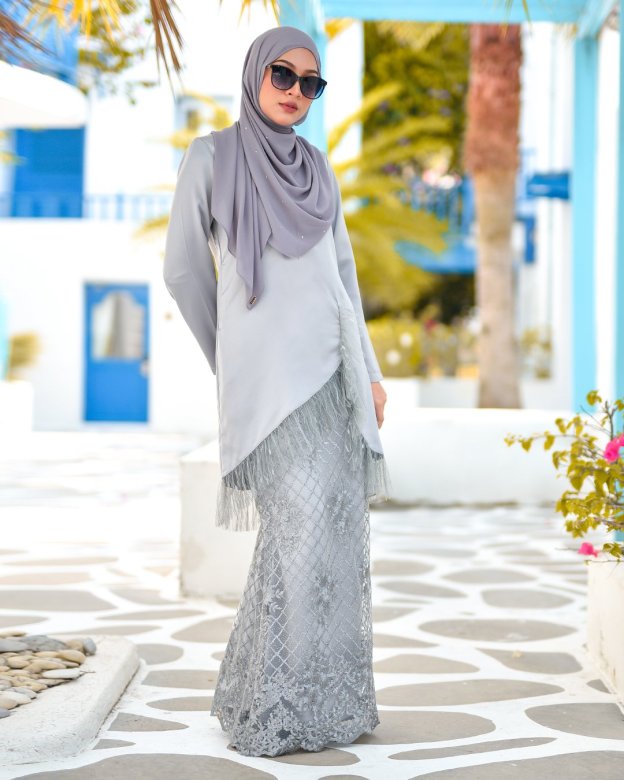 Baju Kurung Lace Tulle Aisyah - Silver Cloud
