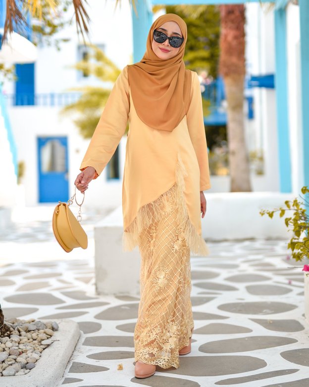 Baju Kurung Lace Tulle Aisyah - Ferrero Gold