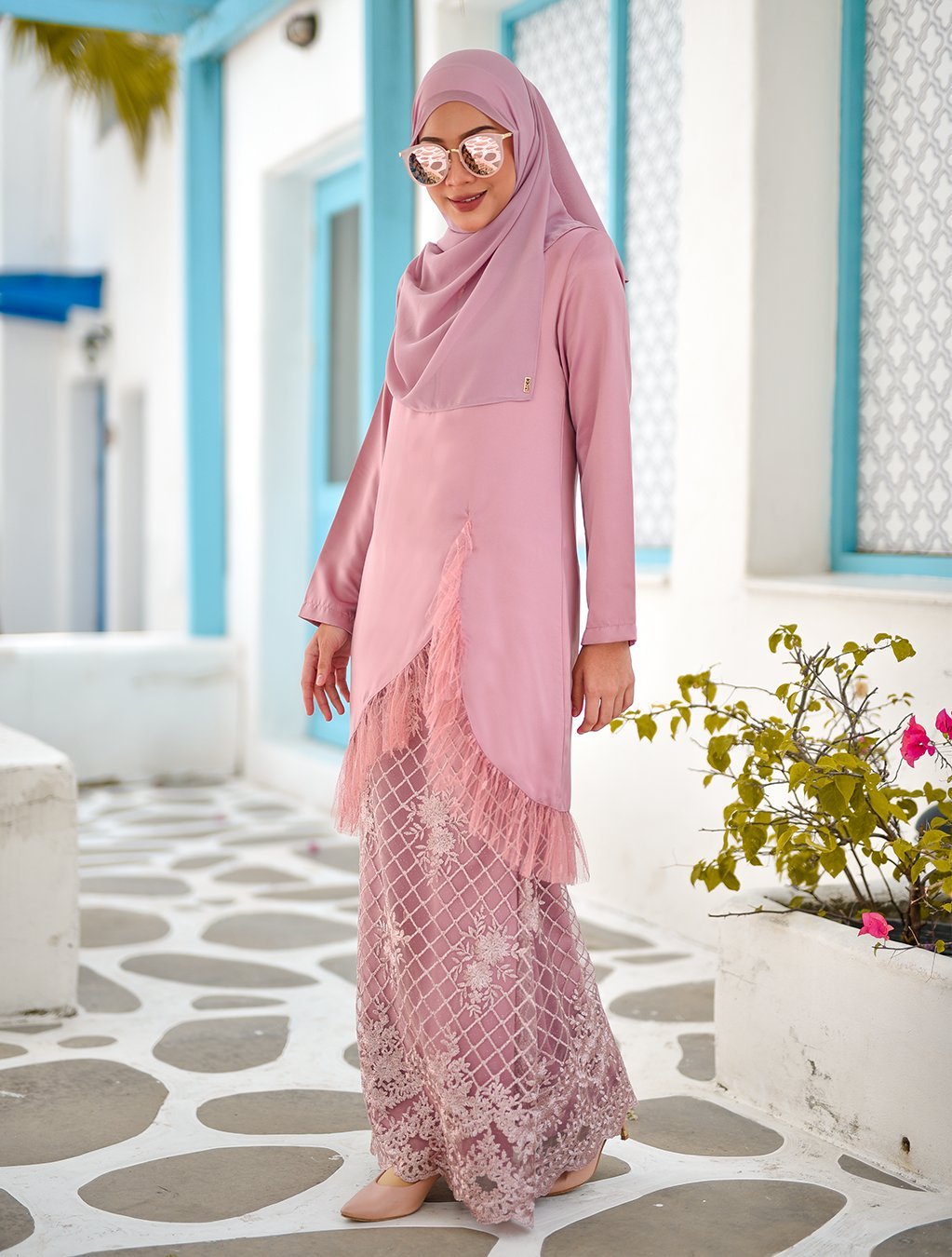 Baju Kurung Lace Tulle Aisyah - Quartz Pink