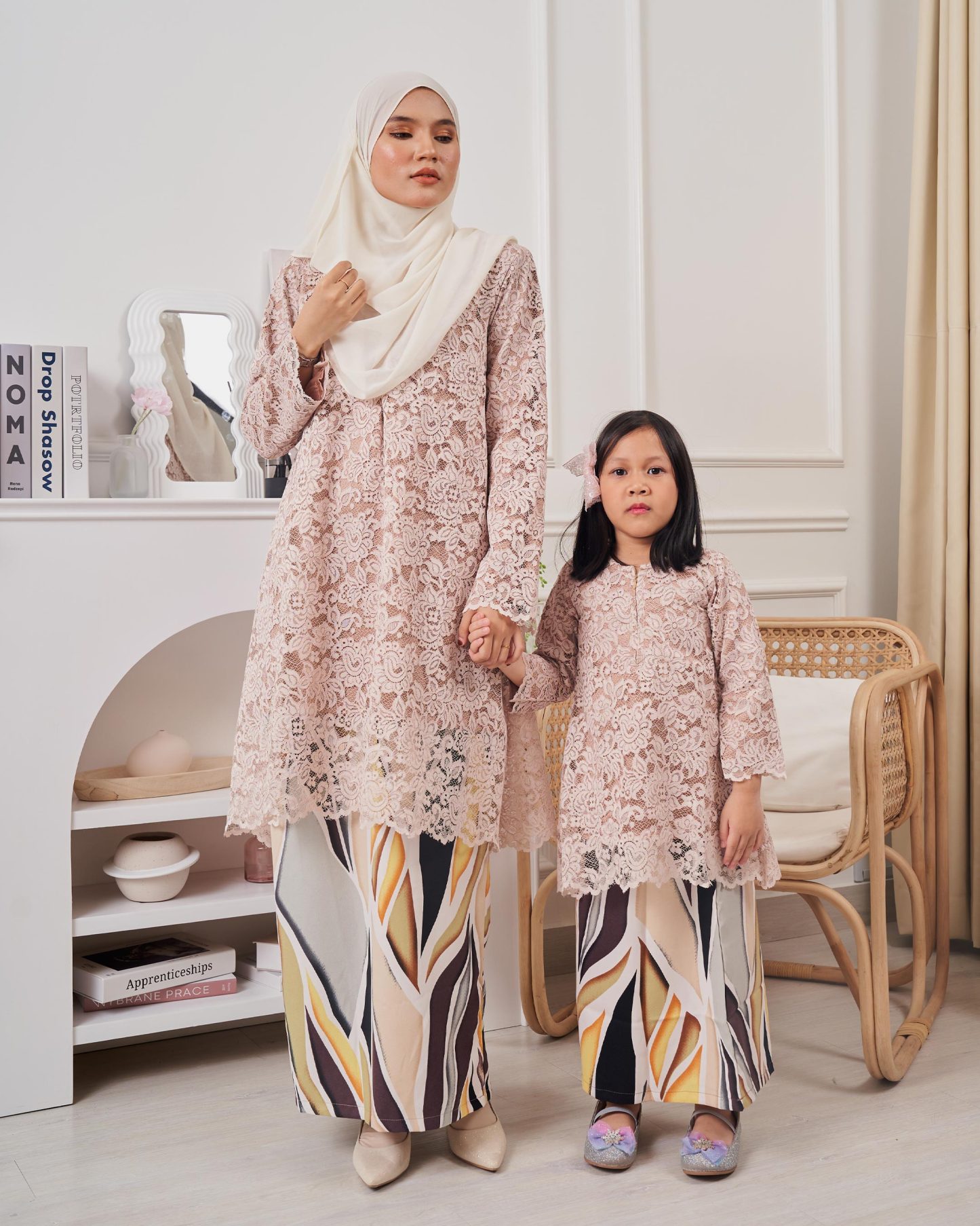 Baju Kurung Lace Alexa Kids - Senada Blonde