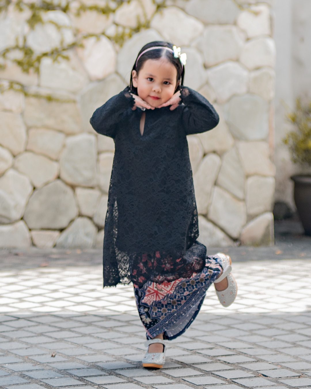 Baju Kurung Batik Alice Lace Kids - Karma Black