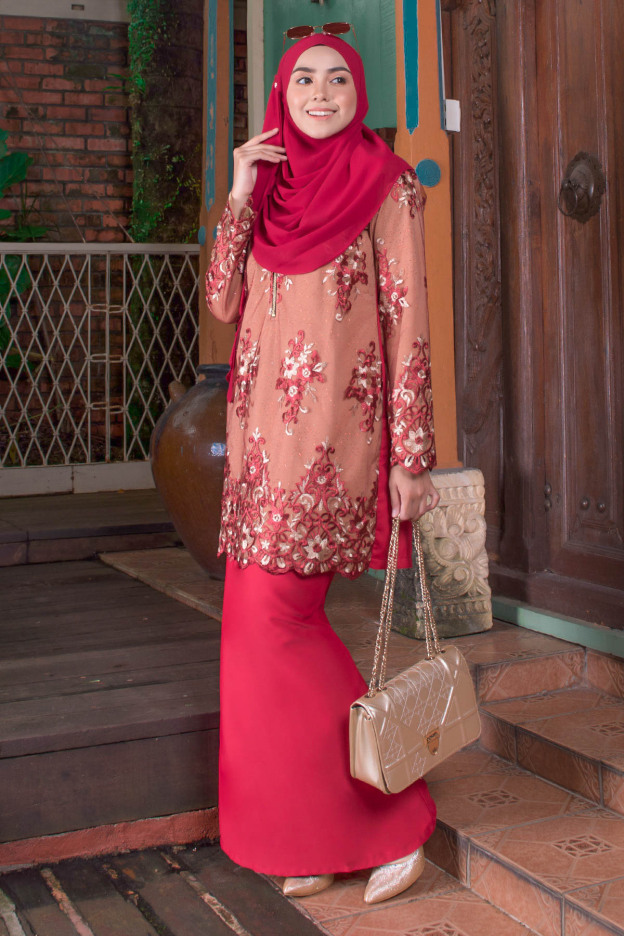 Baju Kurung Lace Amabelle - Cherry Red