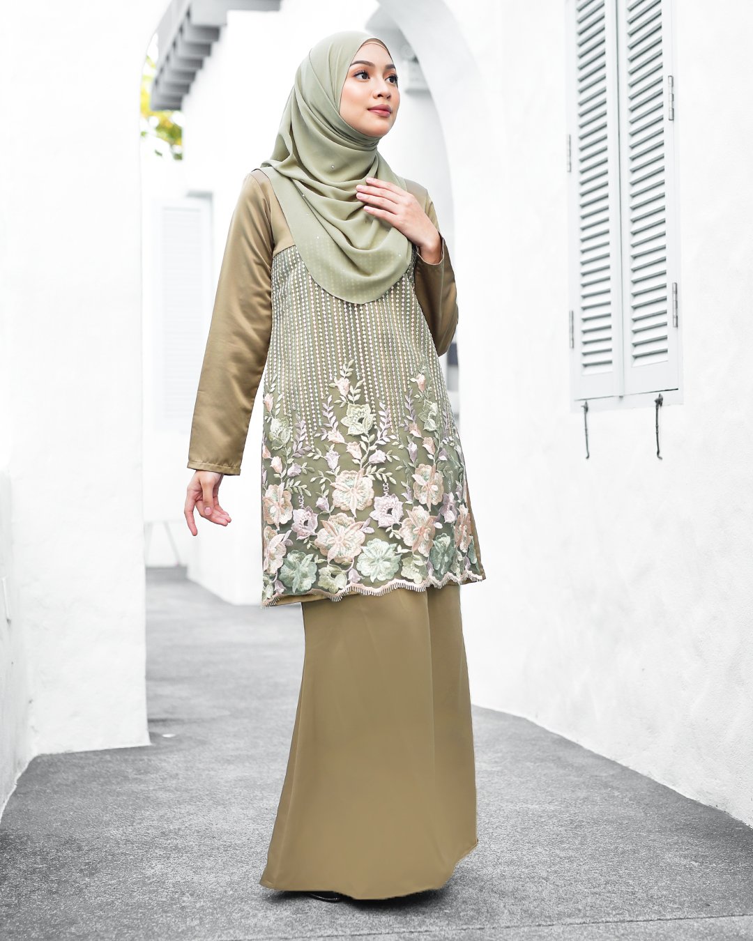 Baju Kurung Lace Amani - Olive Green