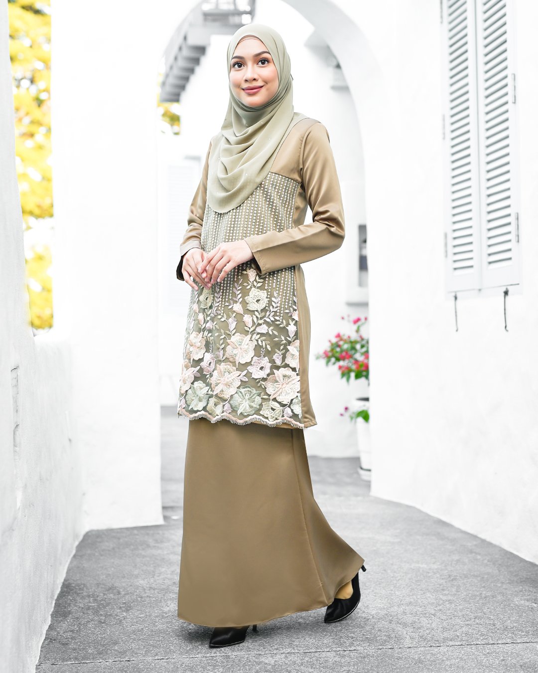 Baju Kurung Lace Amani - Olive Green