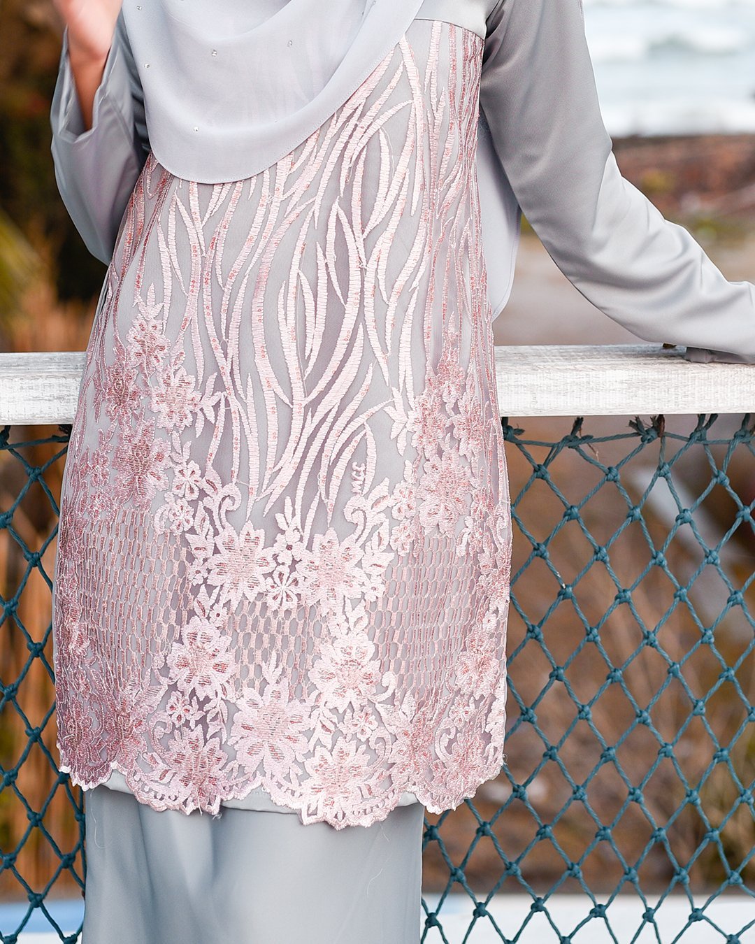 Baju Kurung Lace Anisa - Blush Grey