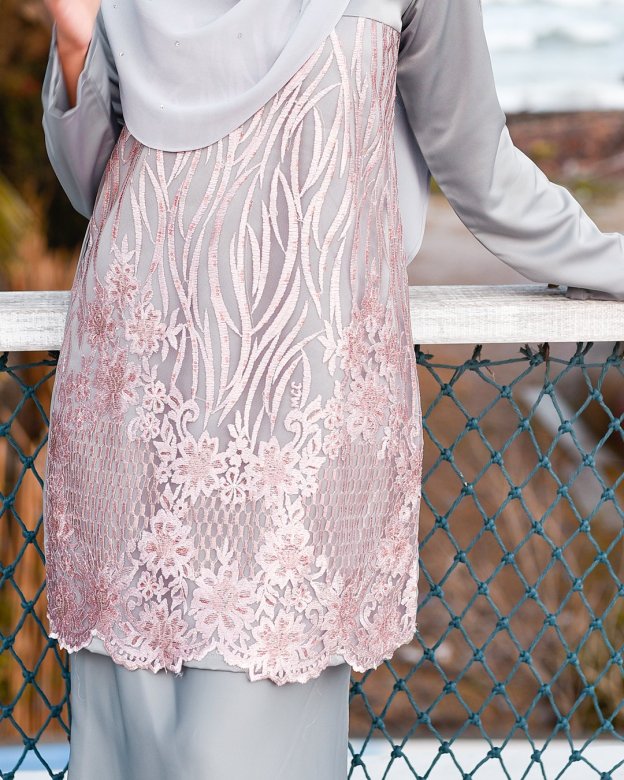Baju Kurung Lace Anisa - Blush Grey