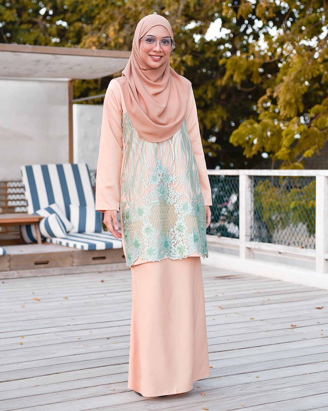 Baju Kurung Lace Anisa - Minty Peach