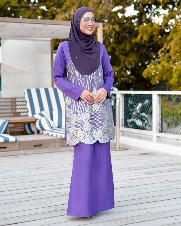 Baju Kurung Lace Anisa - Grape Purple