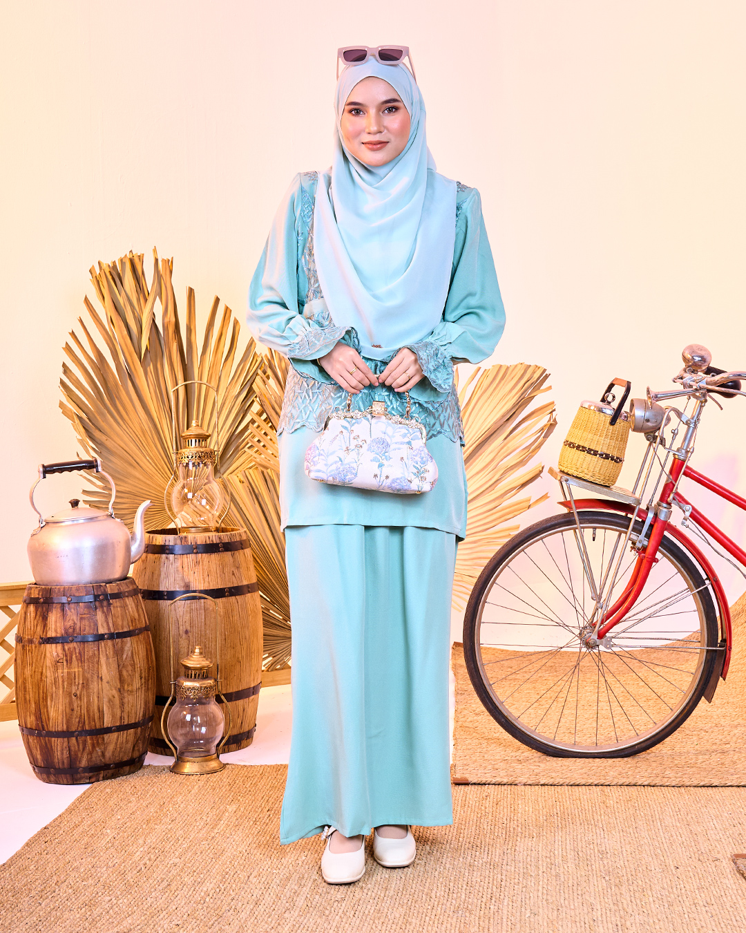 Baju Kurung Lace Arabella