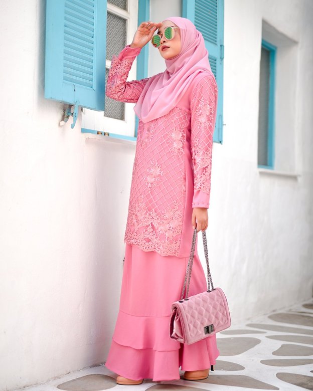 Baju Kurung Lace Asma - Strawberry Smoothies