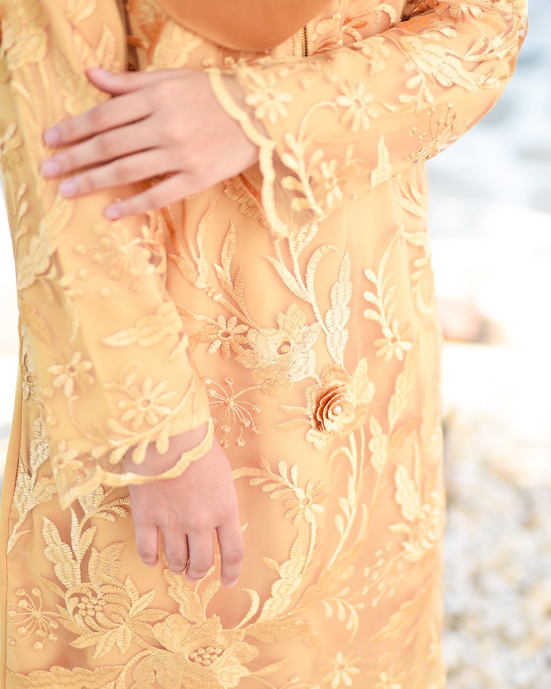 Baju Kurung Lace Azizah - Ferrero Gold