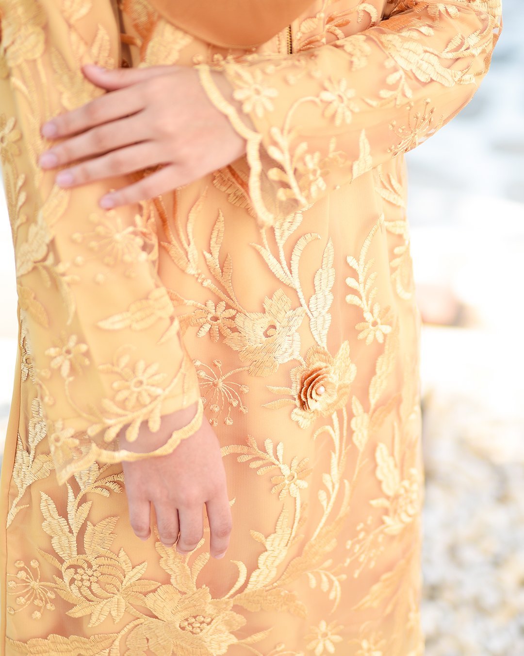 Baju Kurung Lace Azizah - Ferrero Gold