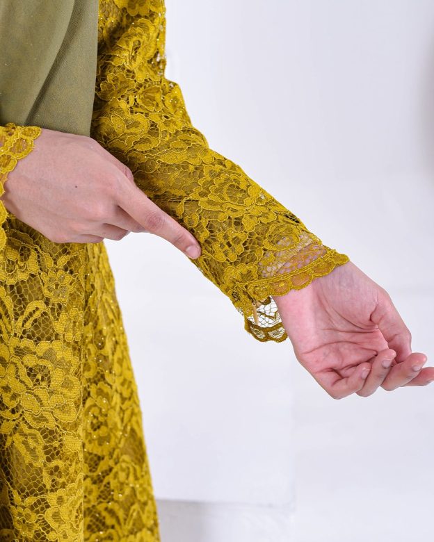 Baju Kurung Lace Balqis - Gold Mustard