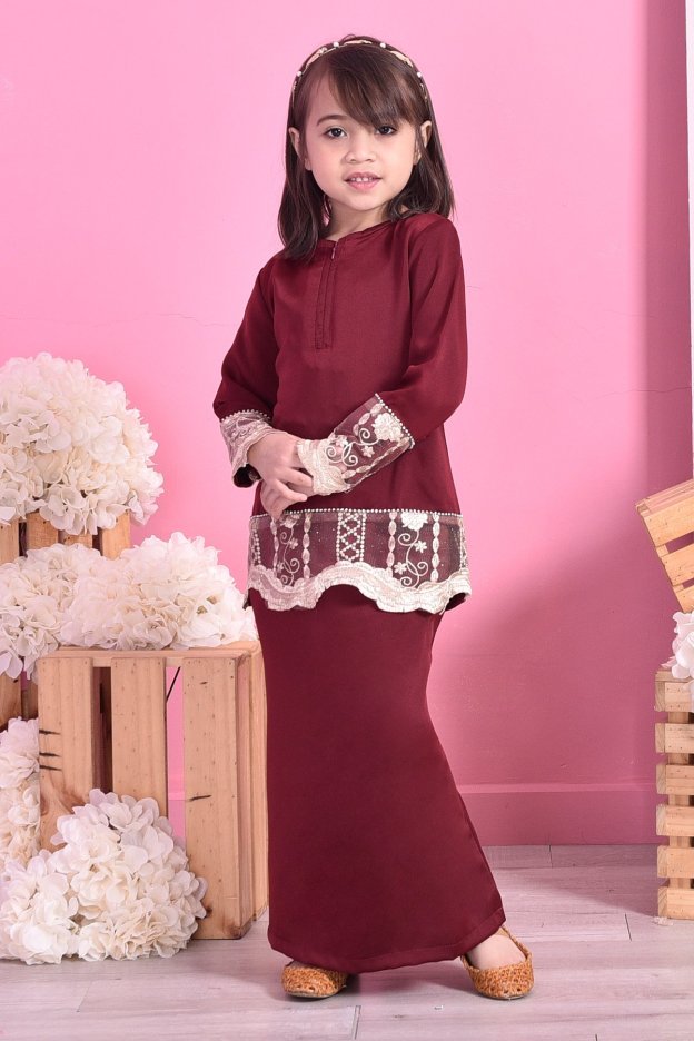Baju Kurung Lace Carlotta Kids - Scarlet Red