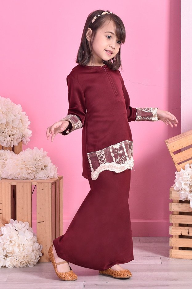 Baju Kurung Lace Carlotta Kids - Scarlet Red