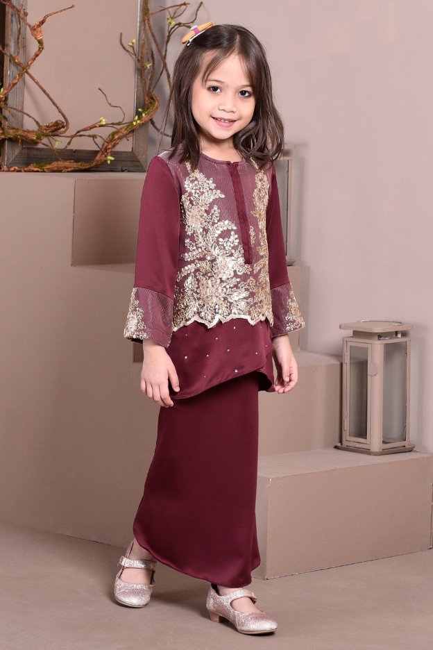 Baju Kurung Lace Clemence Kids II - Rouge Red