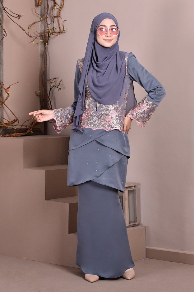 Baju Kurung Lace Clemence II - Pewter Grey