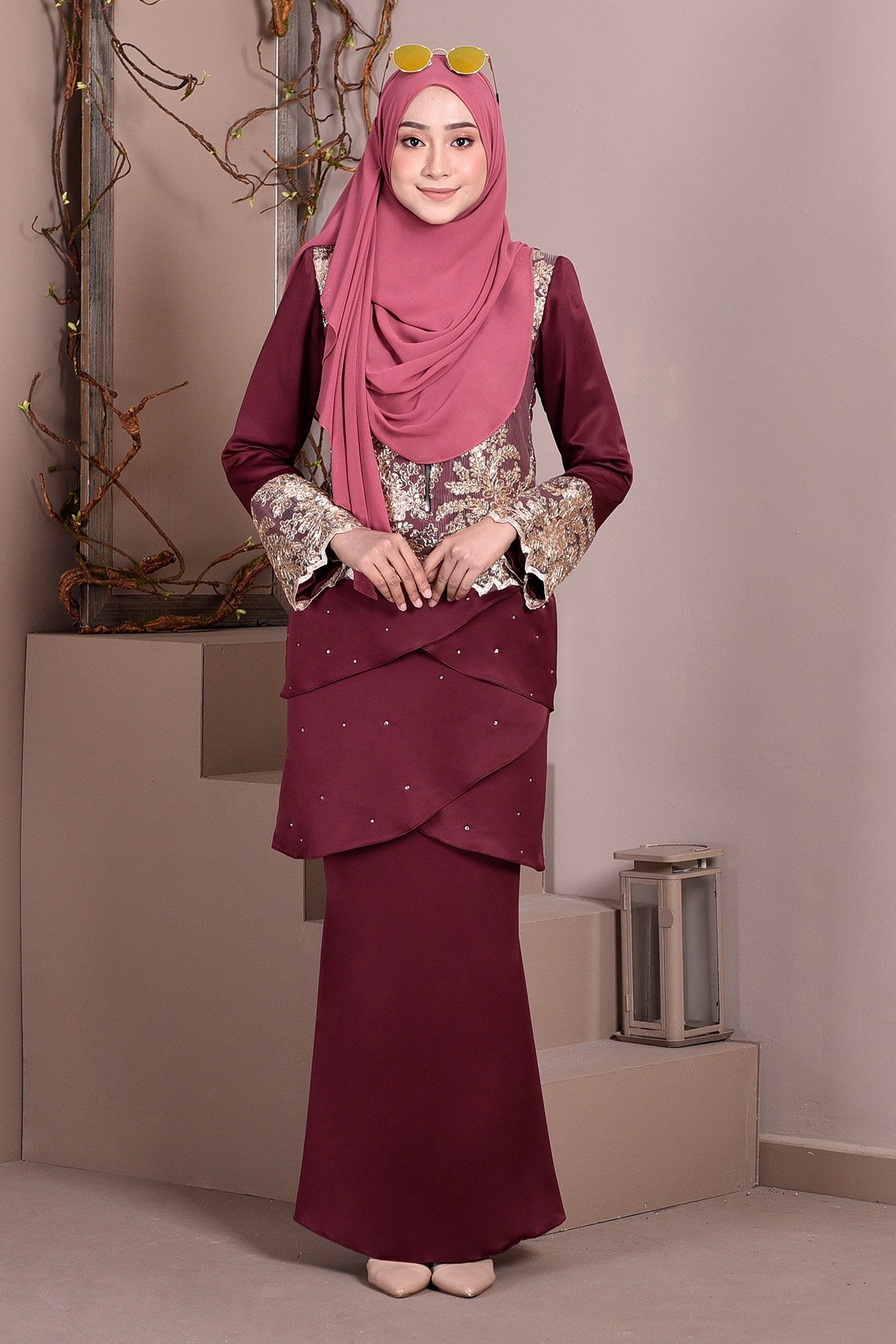 Baju Kurung Lace Clemence II - Rouge Red