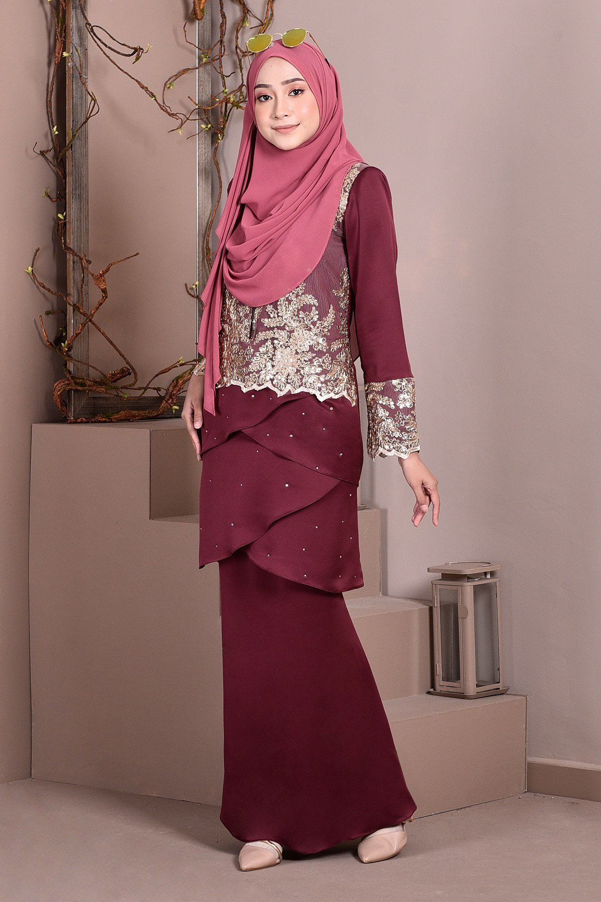 Baju Kurung Lace Clemence II - Rouge Red
