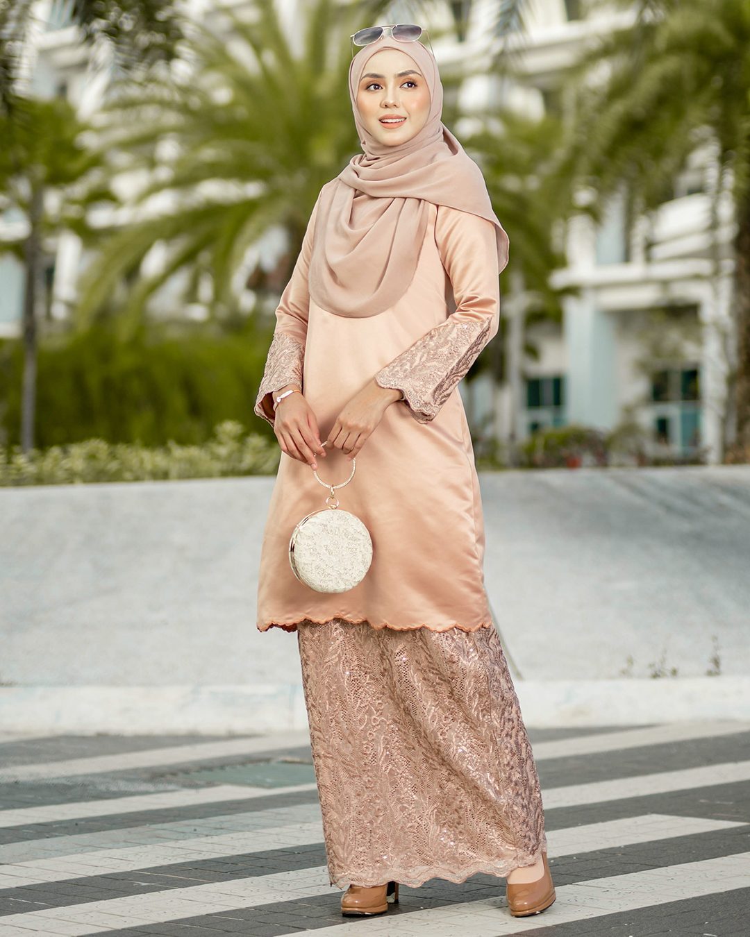 Baju Kurung Lace Embroidery Ruzana - Pecan Nude