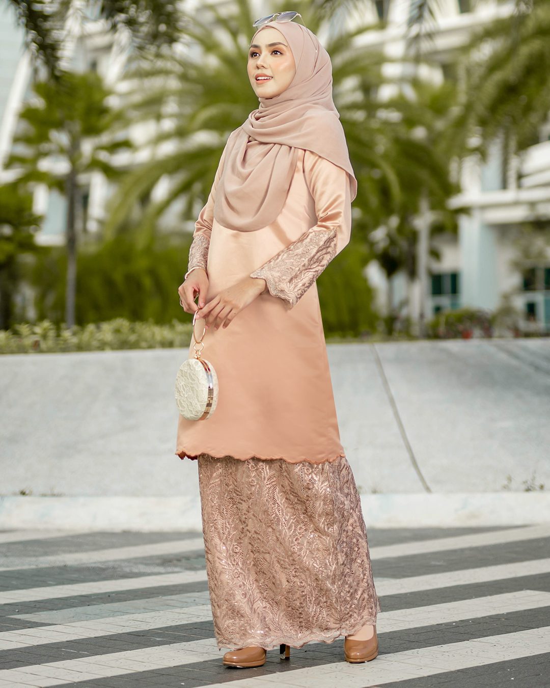 Baju Kurung Lace Embroidery Ruzana - Pecan Nude