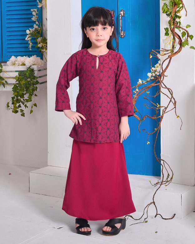 Baju Kurung Moden Lace Geetha Kids - Ruby Red