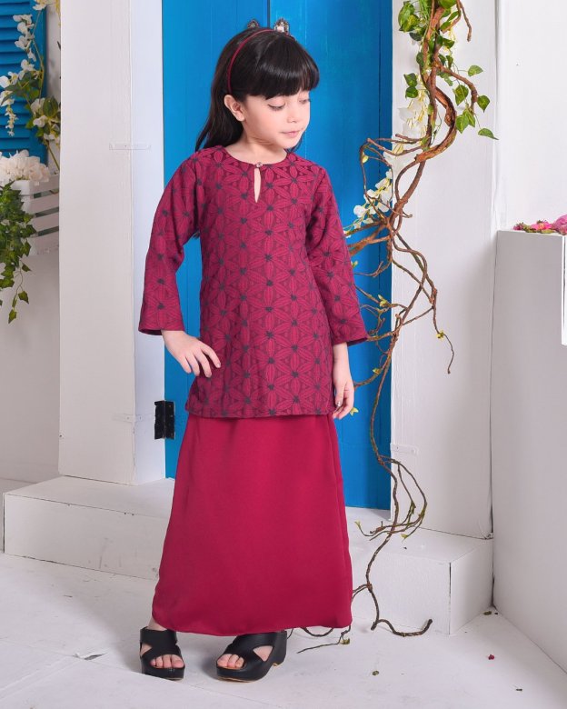 Baju Kurung Moden Lace Geetha Kids - Ruby Red