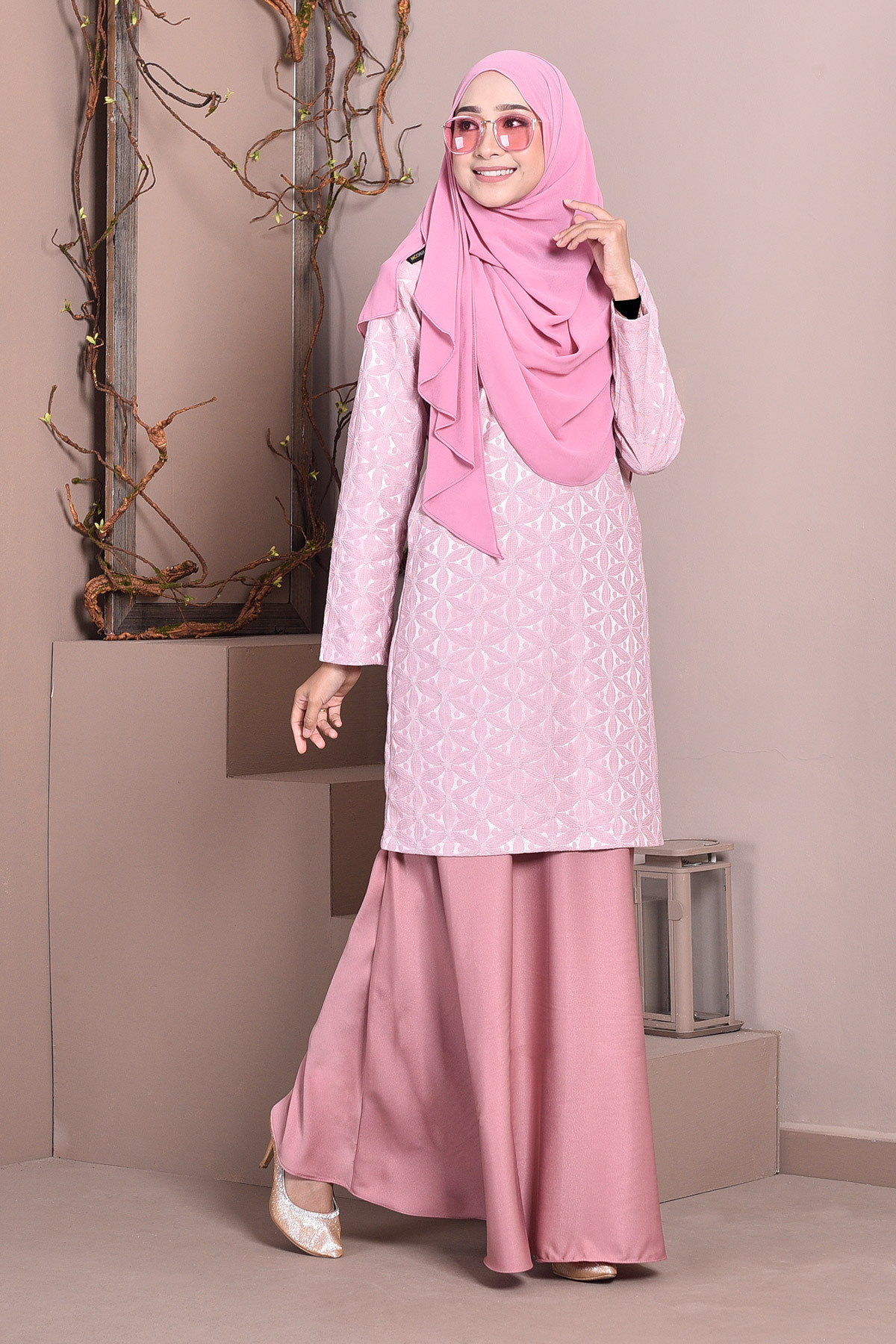 Baju Kurung Lace Geetha - Punch Pink