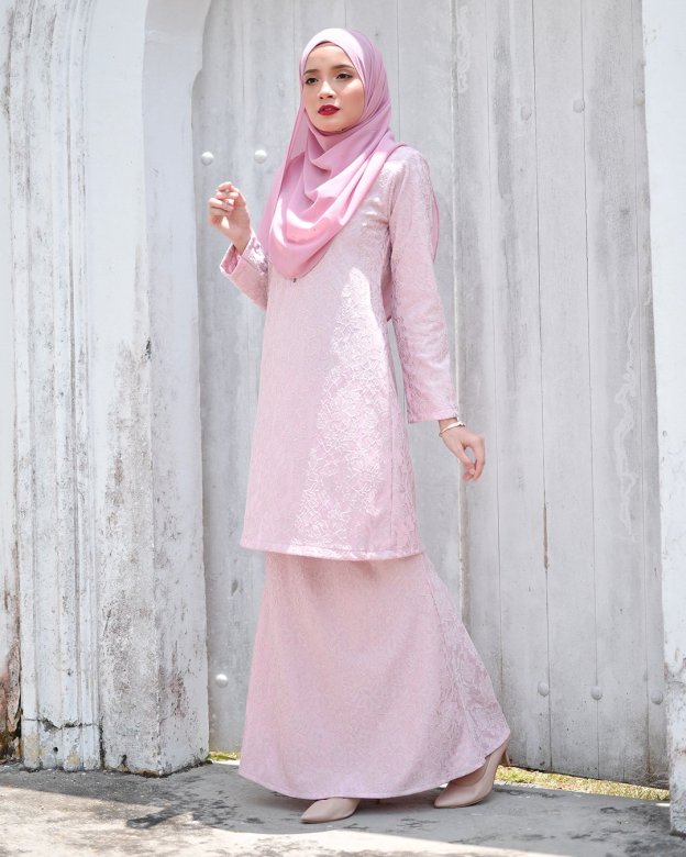 Baju Kurung Lace Gywa - Romantic Pink