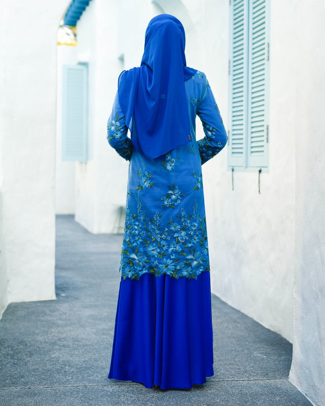 Baju Kurung Lace Latifah - Marine Blue