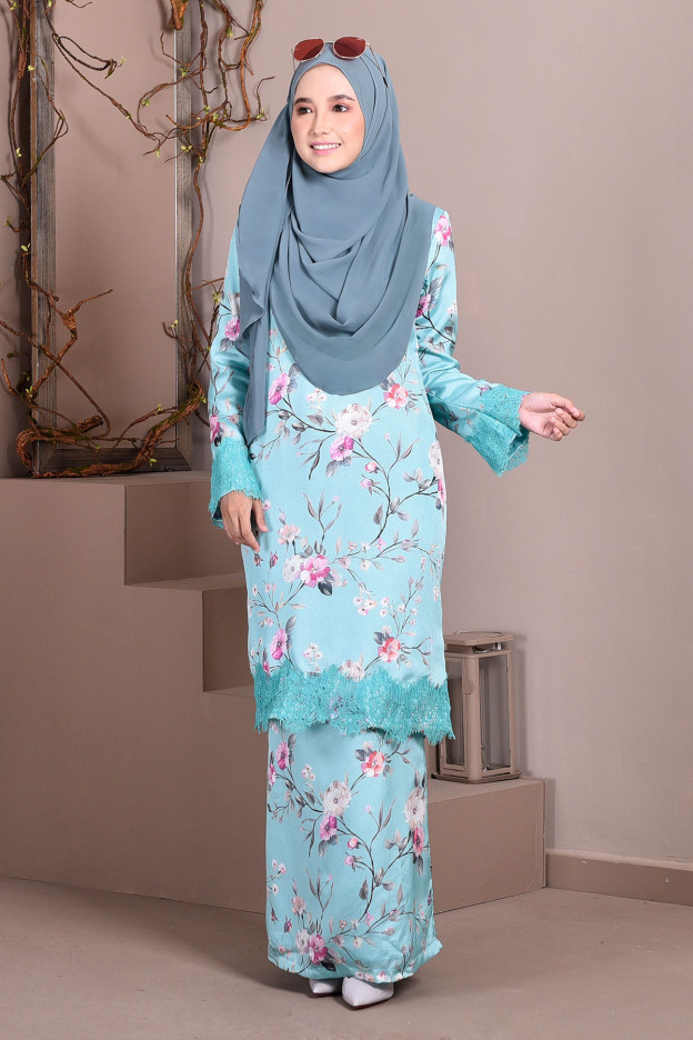 Baju Kurung Lace Madame Sara - Crystal Aqua