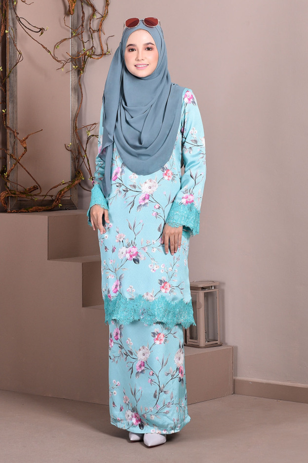 Baju Kurung Lace Madame Sara - Crystal Aqua