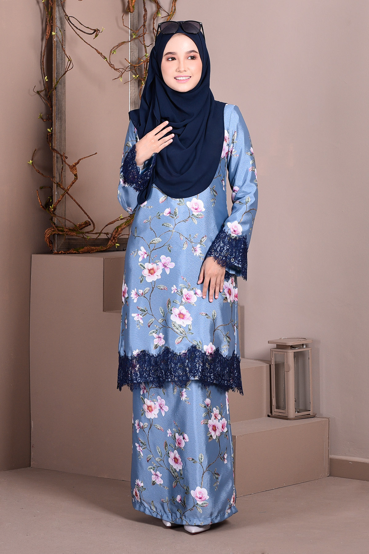 Baju Kurung Lace Madame Sara - Ice Blue