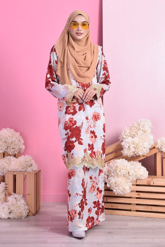 Baju Kurung Lace Mariam - Floral Tangerine