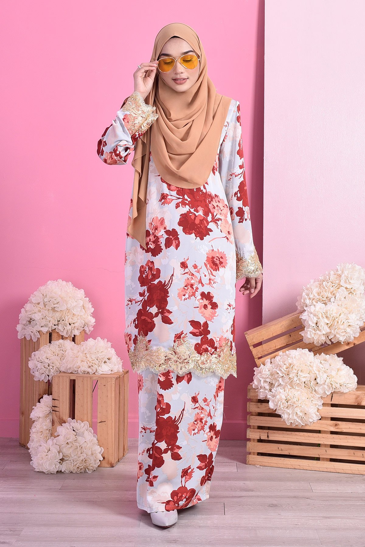 Baju Kurung Lace Mariam - Floral Tangerine
