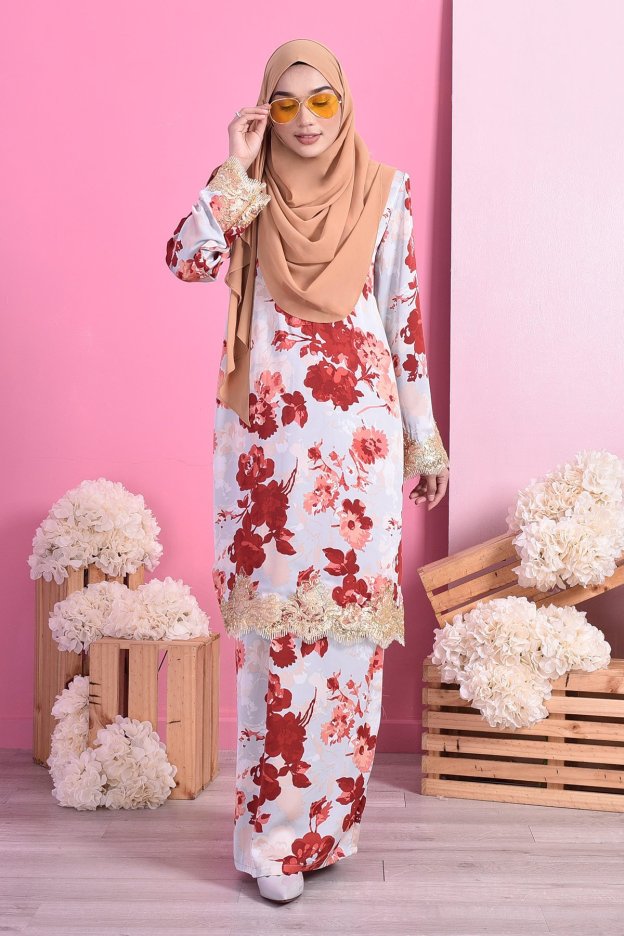 Baju Kurung Lace Mariam - Floral Tangerine