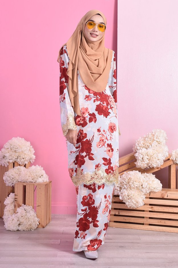 Baju Kurung Lace Mariam - Floral Tangerine