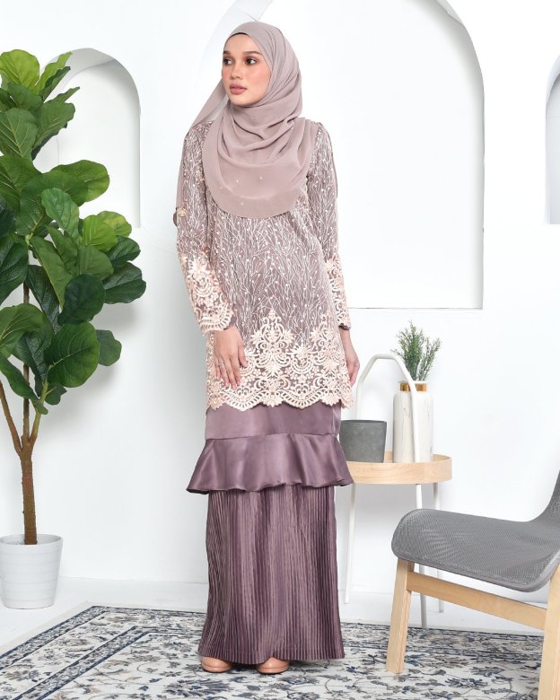 Baju Kurung Lace Pleated Ruffle Adra - Espresso Brown