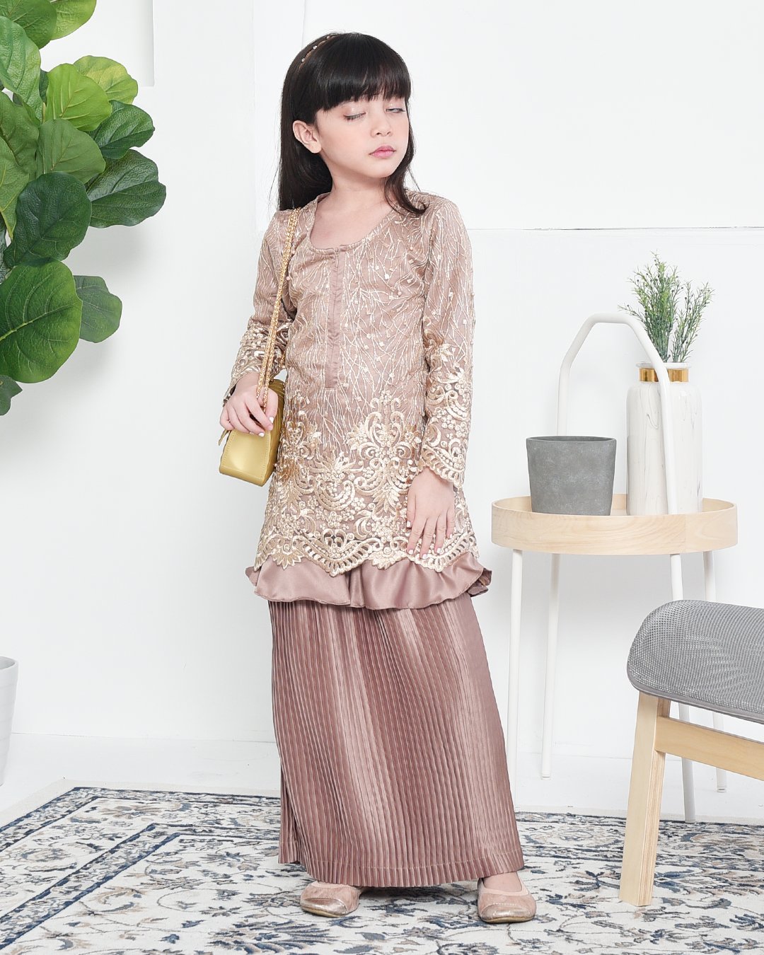 Baju Kurung Lace Pleated Ruffle Adra Kids - Rosewood Brown
