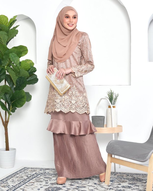 Baju Kurung Lace Pleated Ruffle Adra - Rosewood Brown
