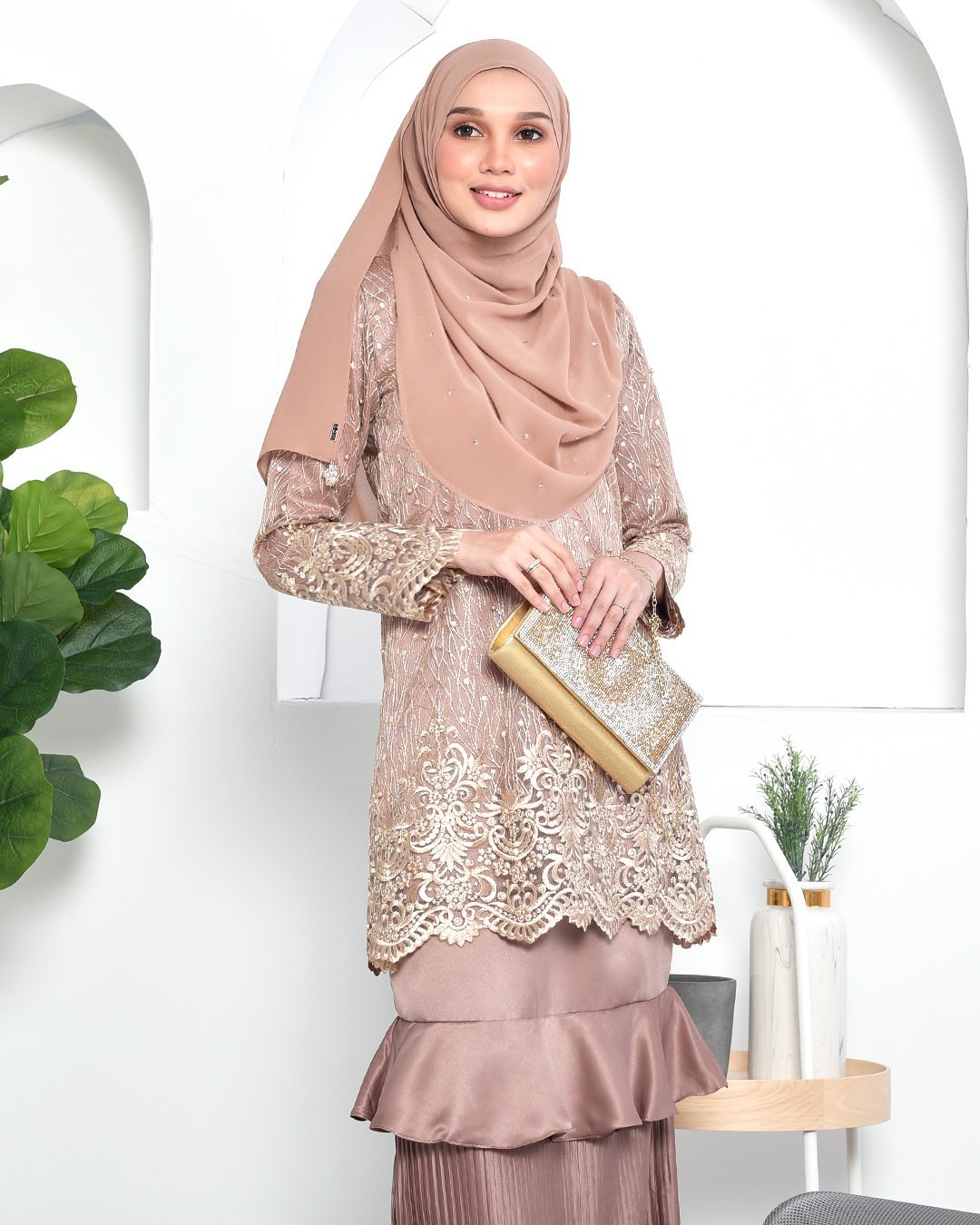 Baju Kurung Lace Pleated Ruffle Adra - Rosewood Brown