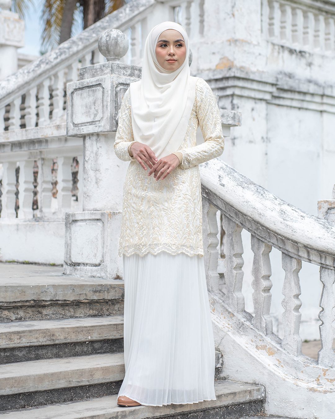 Baju Kurung Lace Pleated Rasiah - Pearl White