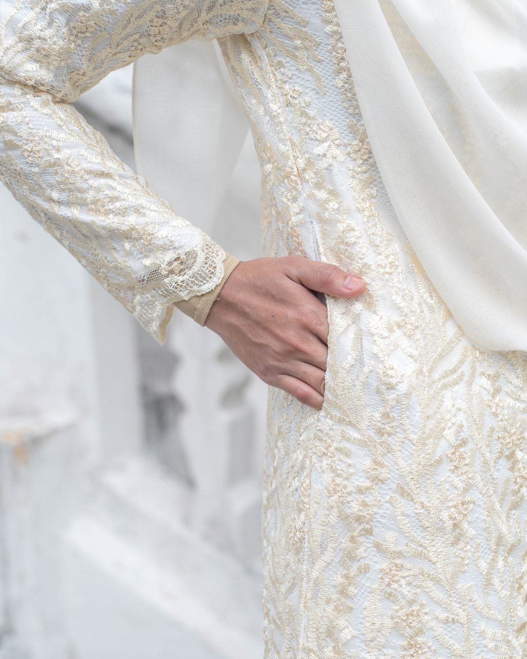 Baju Kurung Lace Pleated Rasiah - Pearl White