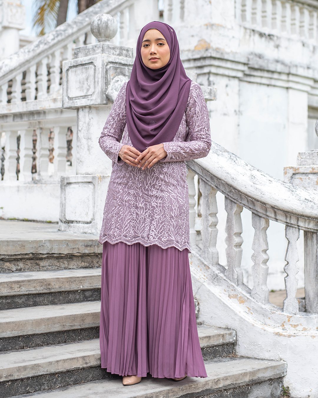 Baju Kurung Lace Pleated Rasiah - Plum Purple