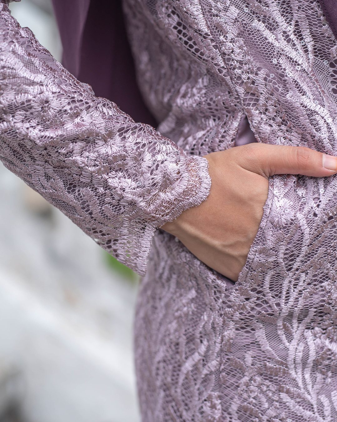 Baju Kurung Lace Pleated Rasiah - Plum Purple