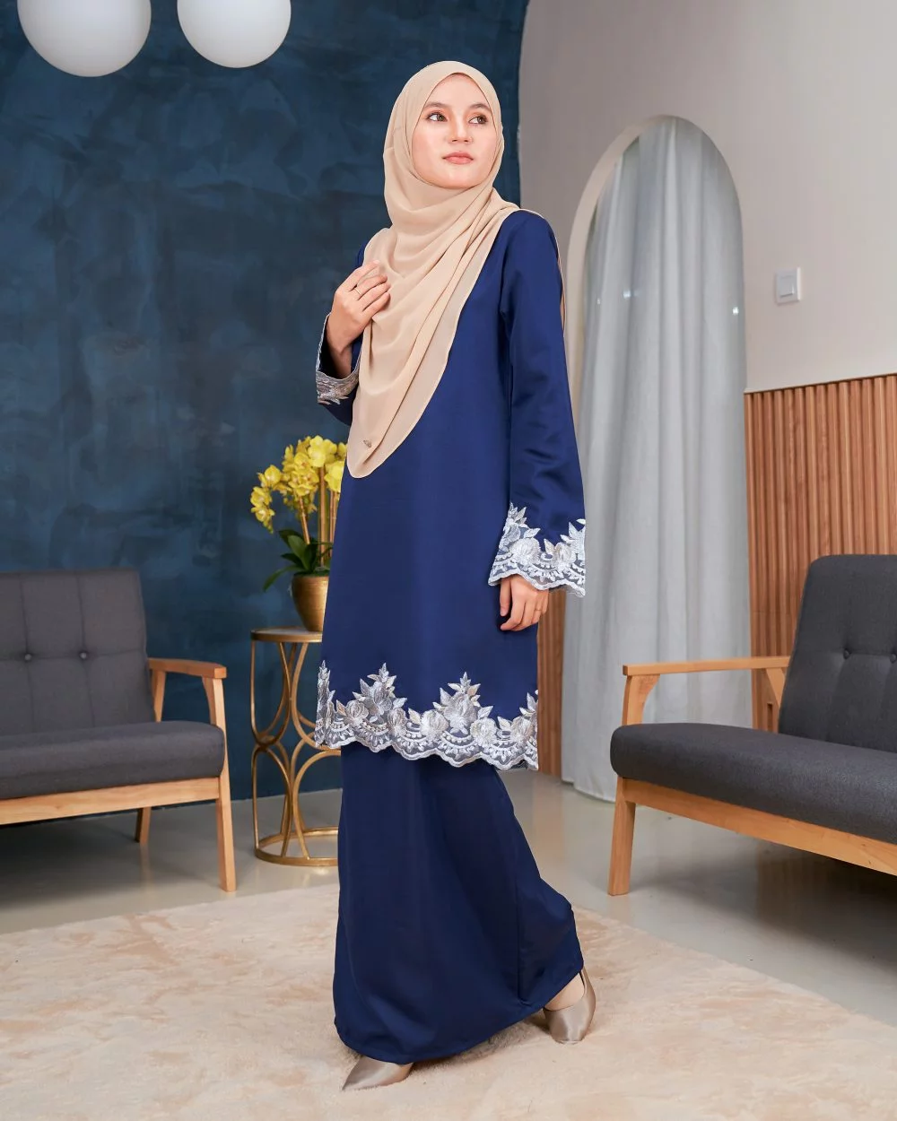 Baju Kurung Lace Safaira