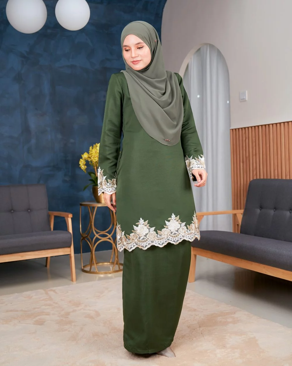 Baju Kurung Lace Safaira