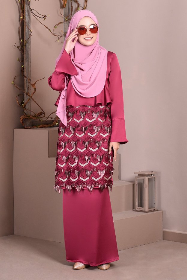 Baju Kurung Lace Sequin Jayne - Merlin Maroon