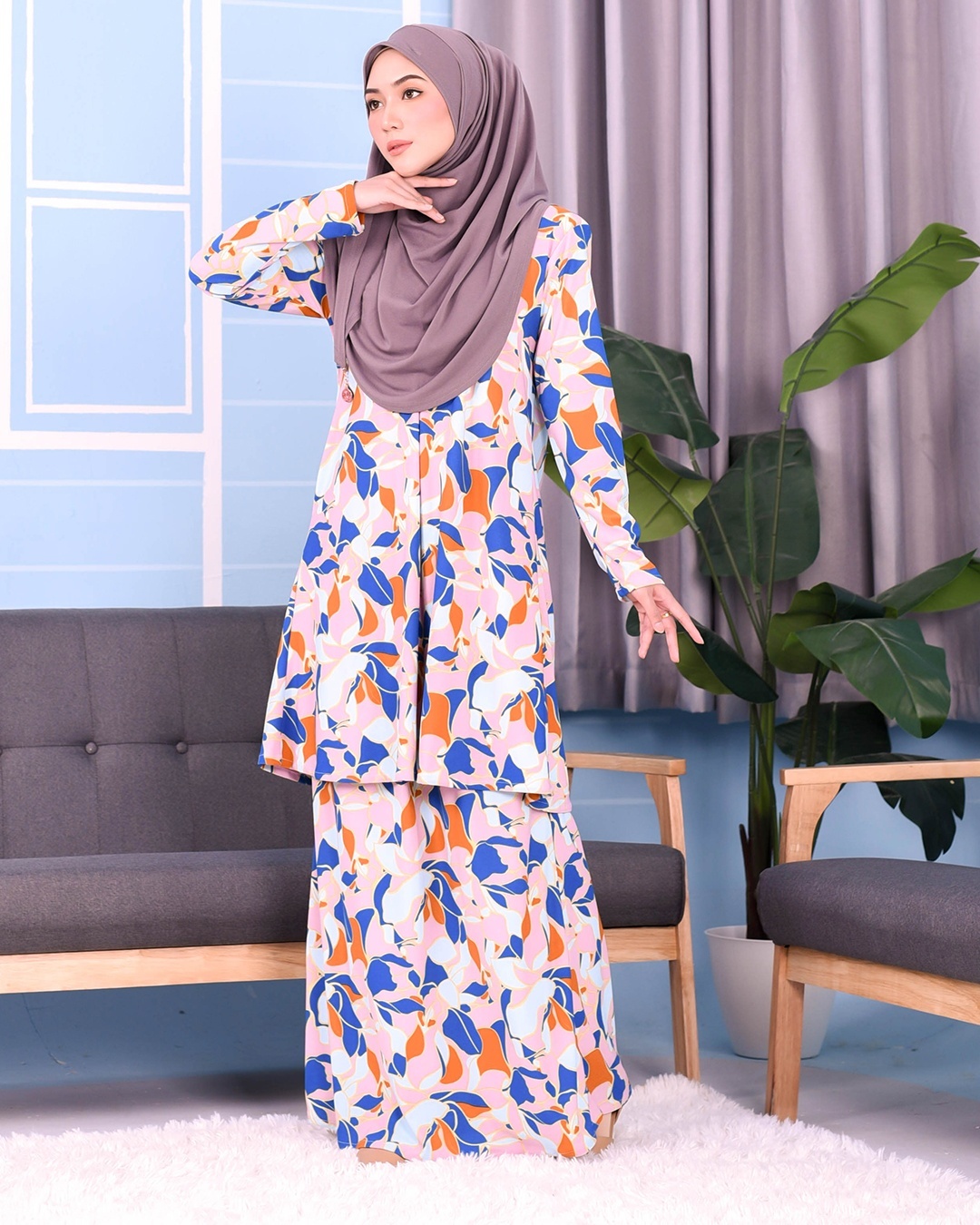 Kurung Lara - Capri Panther